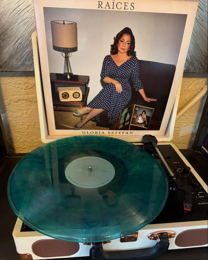 GLORIA ESTEFAN - Raices VINILO (Target Exclusive)