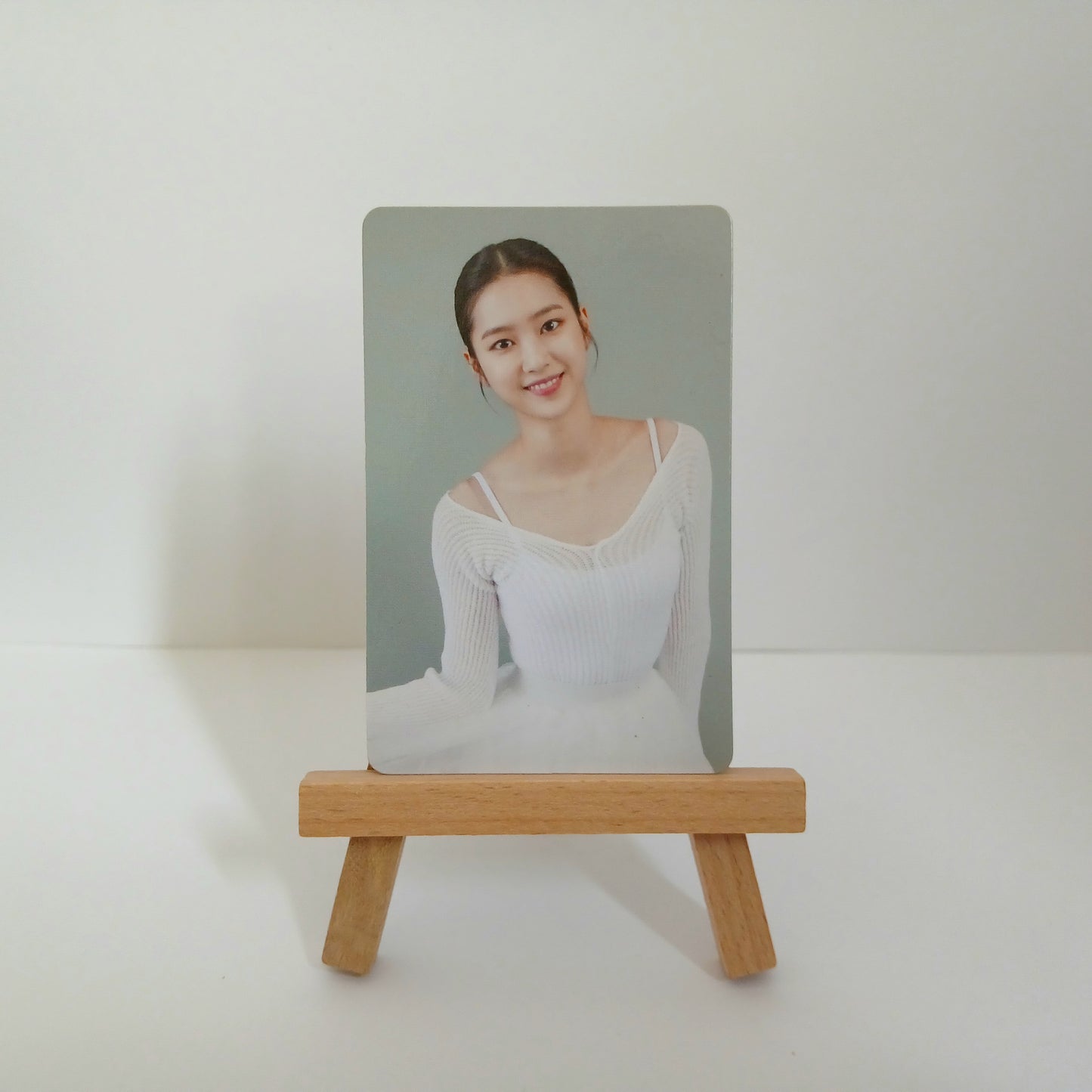 OHMYGIRL - The fifth season Photocards