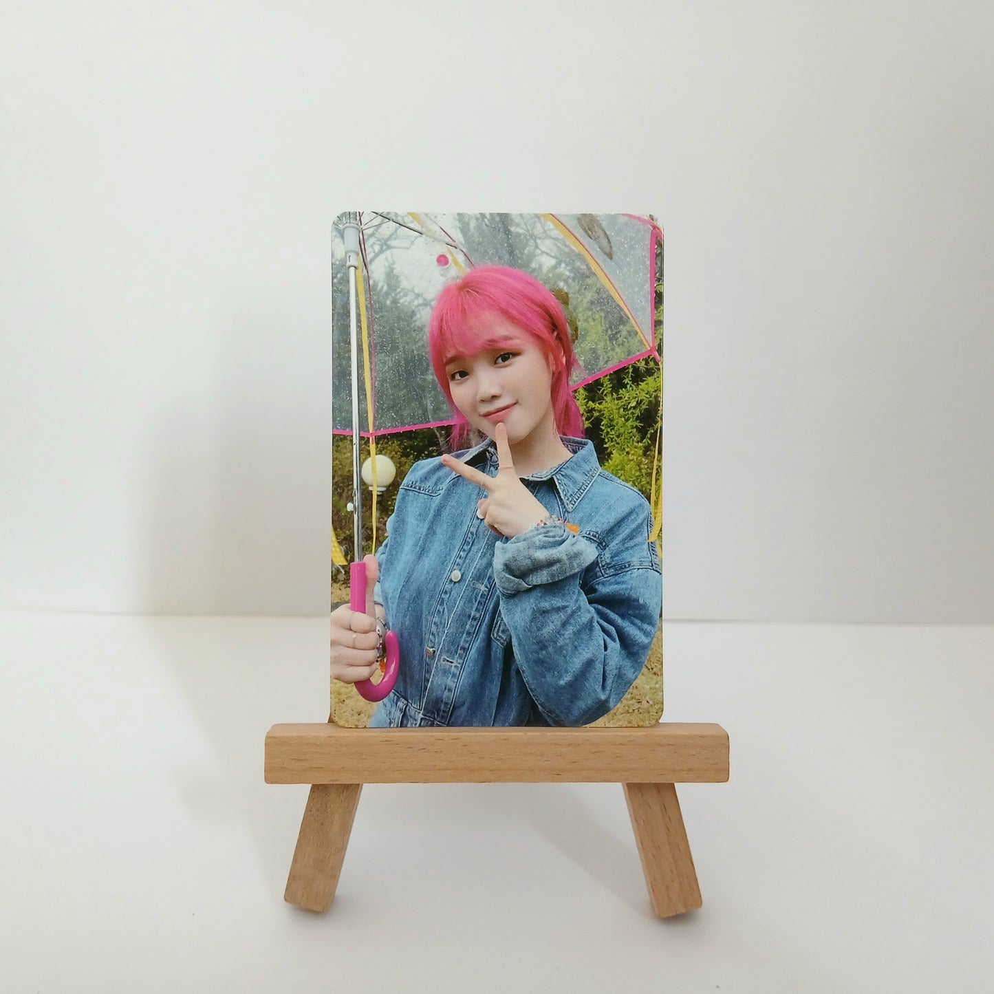 OHMYGIRL - Dun dun dance Photocards