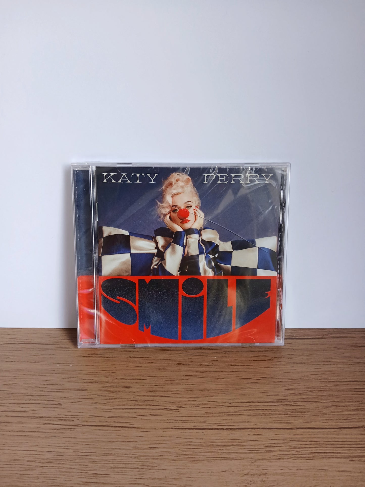 KATY PERRY - Smile CD (Target exclusive) ver fotos