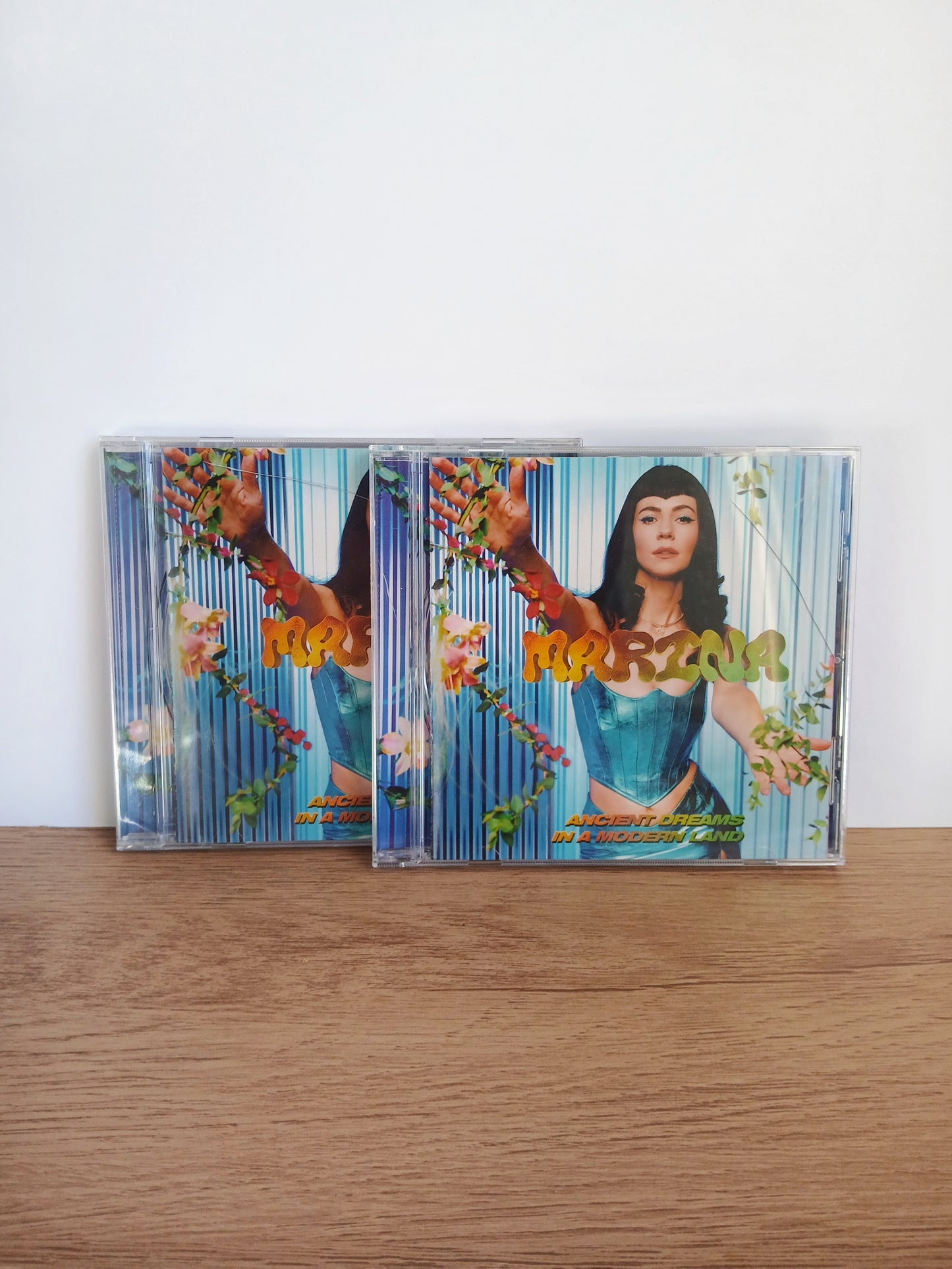 MARINA - Ancient Dreams In A Modern Land CD (ver fotos)