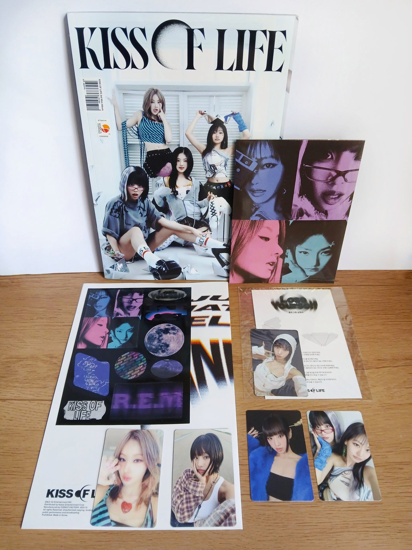KISS OF LIFE - LOSE YOURSELF (3rd Mini Album) MAGAZINE Version (ver fotos)