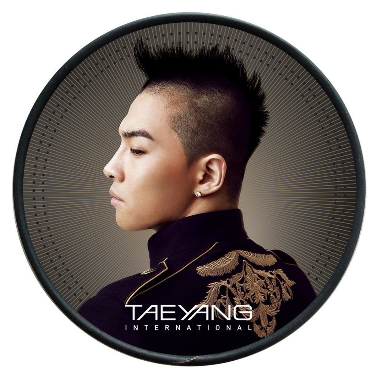 TAEYANG (BIGBANG) - SOLAR (1st International Release Album) CD+DVD