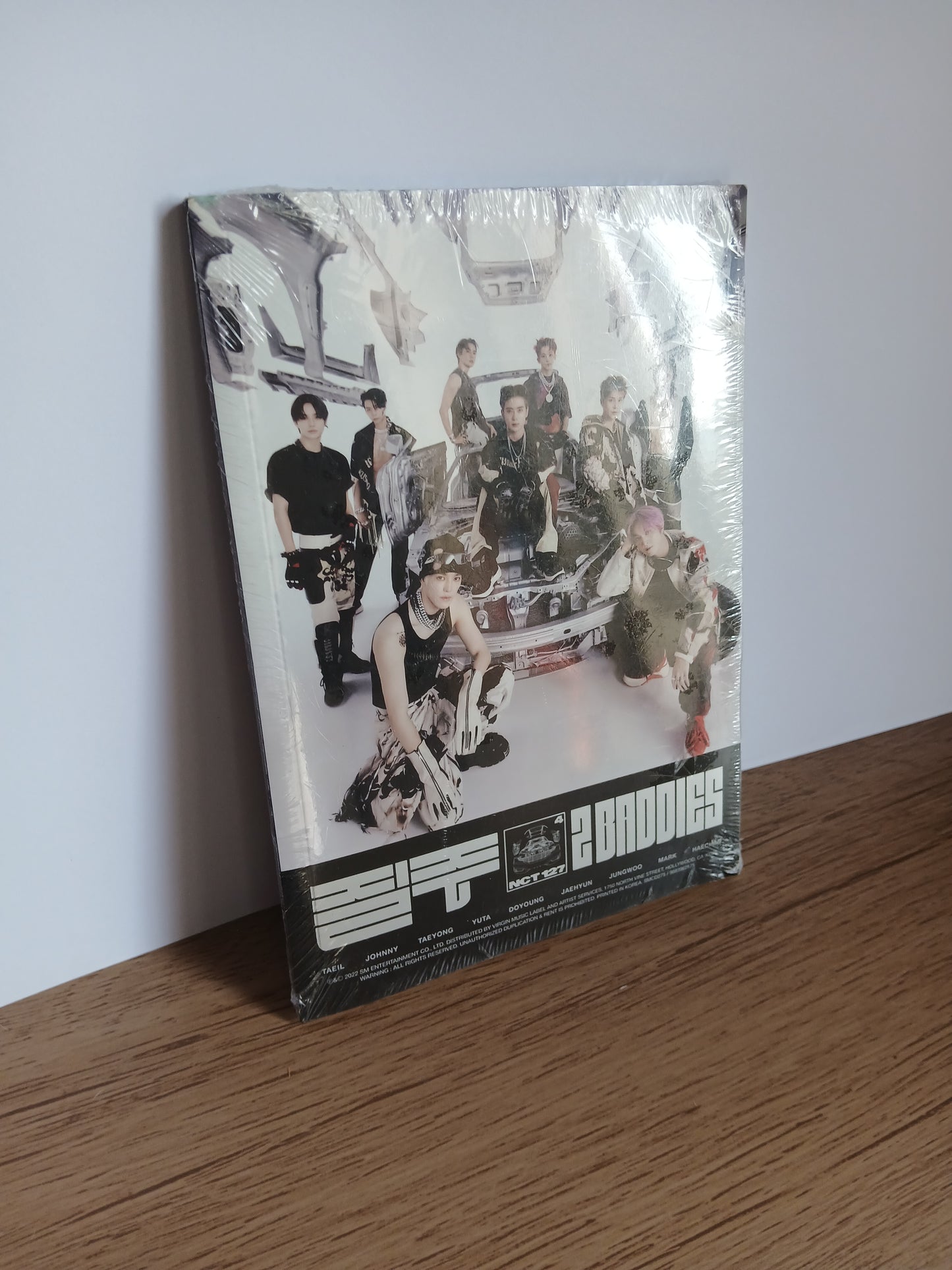 NCT 127 - 질주 (2 BADDIES) (4th Album) FASTER ver fotos