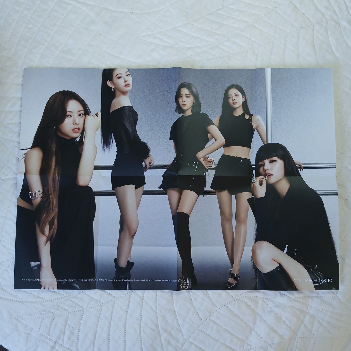 ITZY - CHESHIRE
