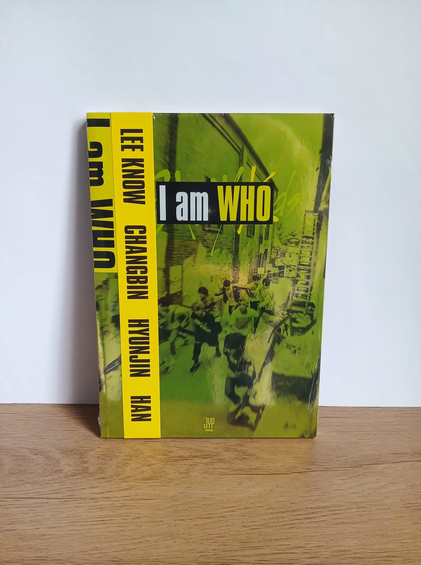 STRAY KIDS - I AM WHO (2nd mini album) WHO