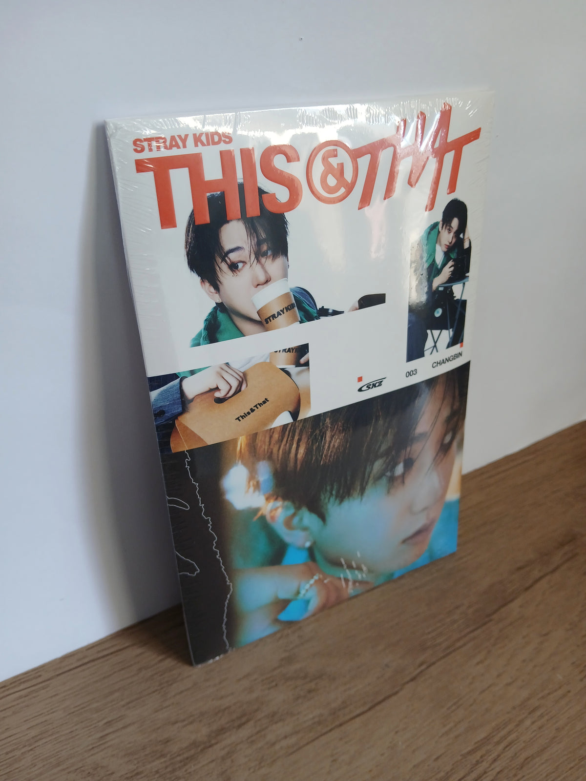 STRAY KIDS - THIS & THAT (10th Mini Album) & VERSION