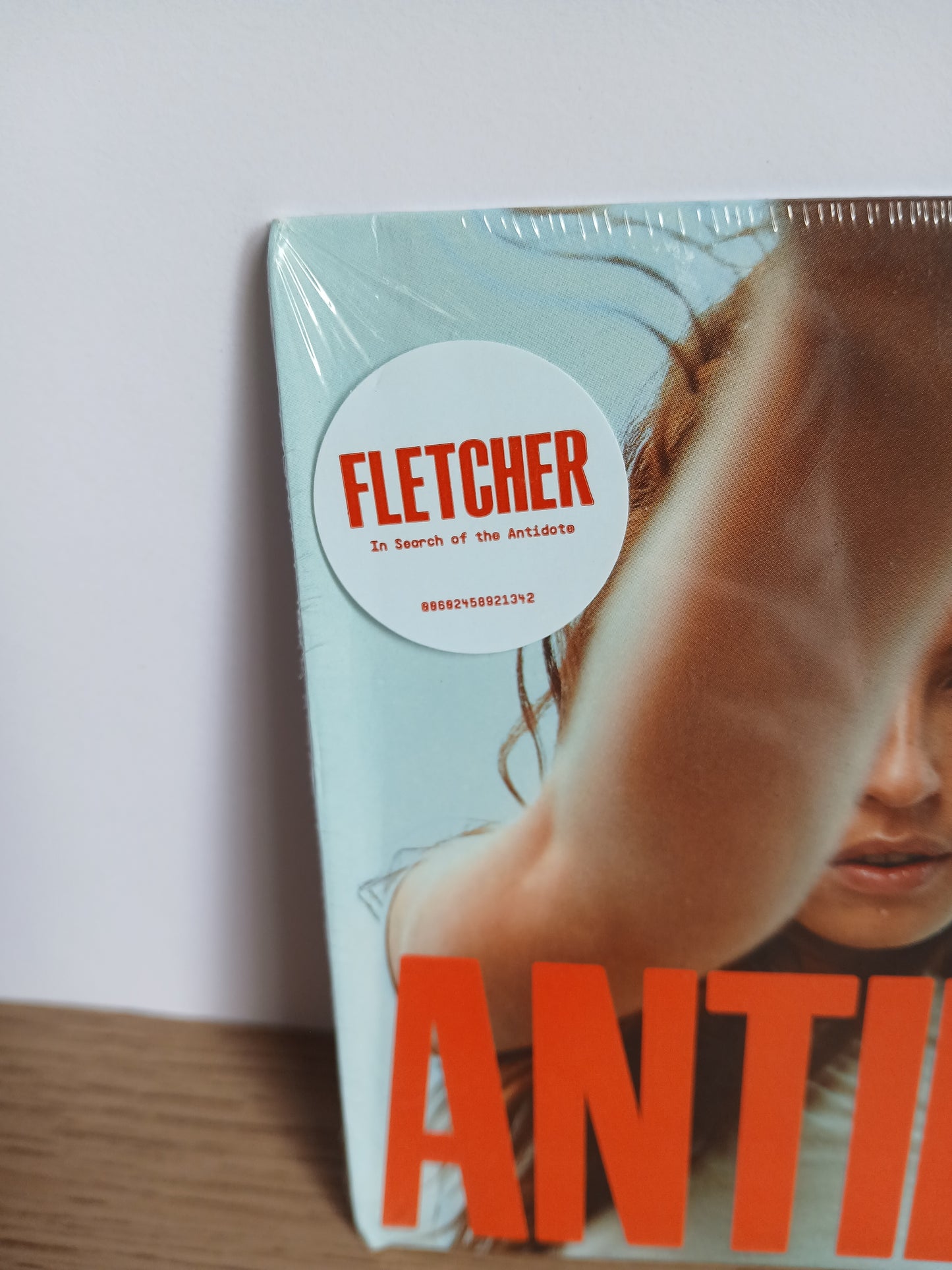 FLETCHER - In search of the antidote CD (Target exclusive) ver fotos