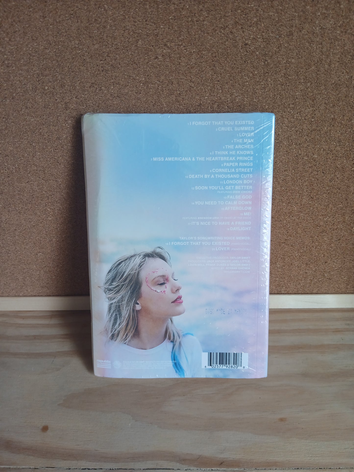 TAYLOR SWIFT - Lover CD Deluxe Edition ver fotos