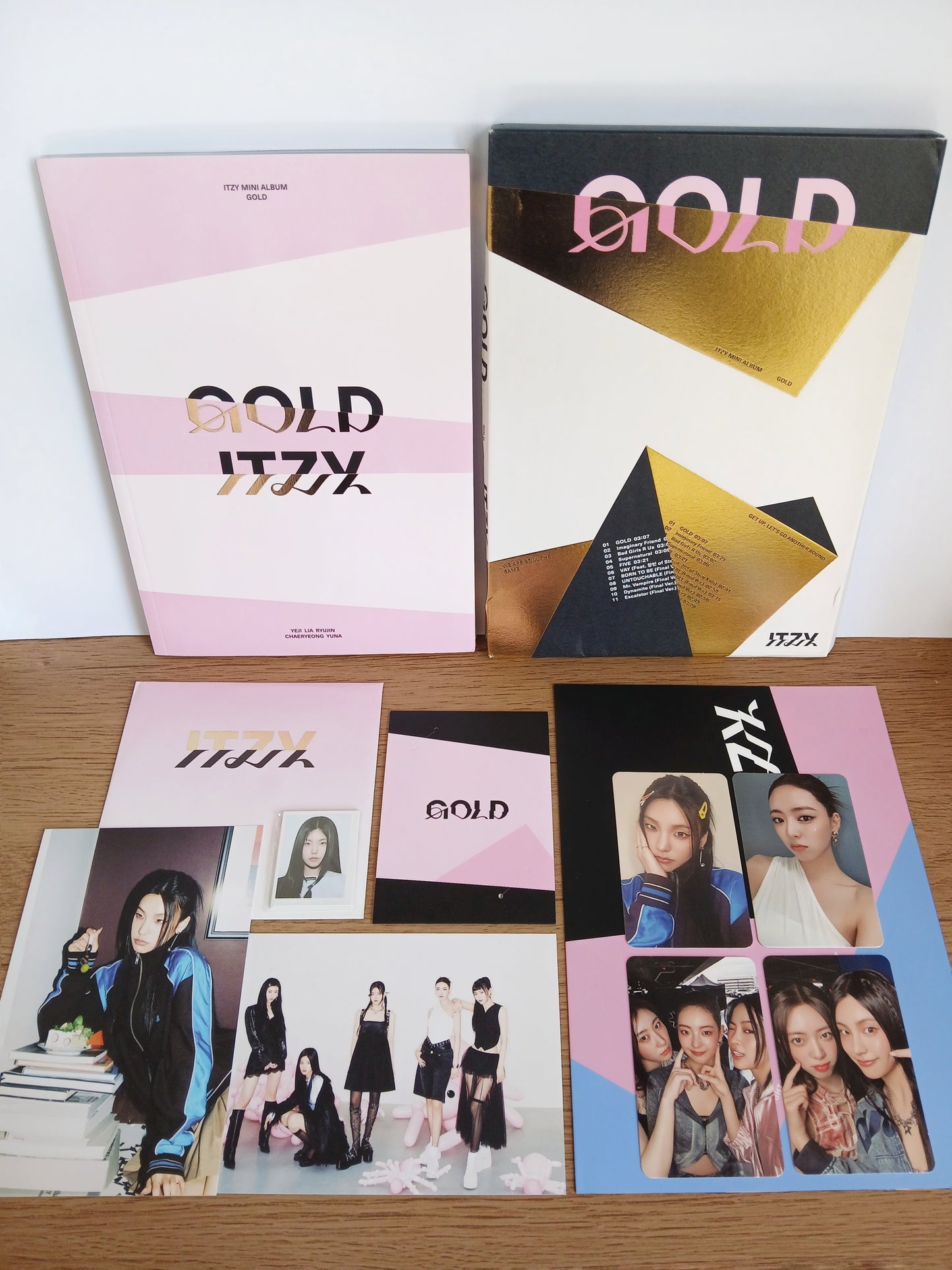 ITZY - GOLD Versión DEEP GOLD (ver fotos)