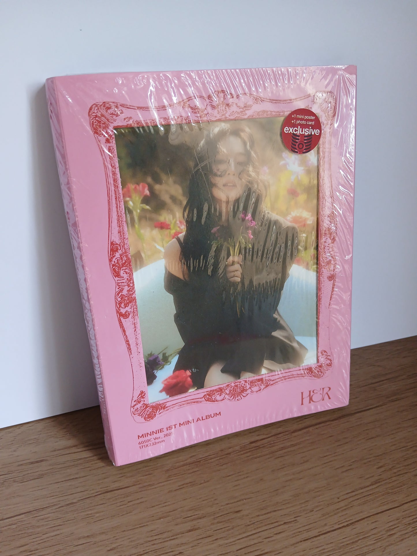 MINNIE - HER PINK VER. (Target Exclusive)