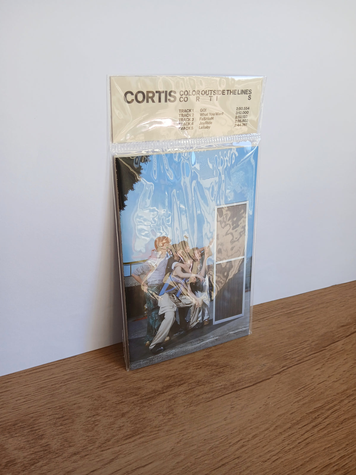 CORTIS - COLOR OUTSIDE THE LINES (1st EP Album) WEVERSE ALBUMS A