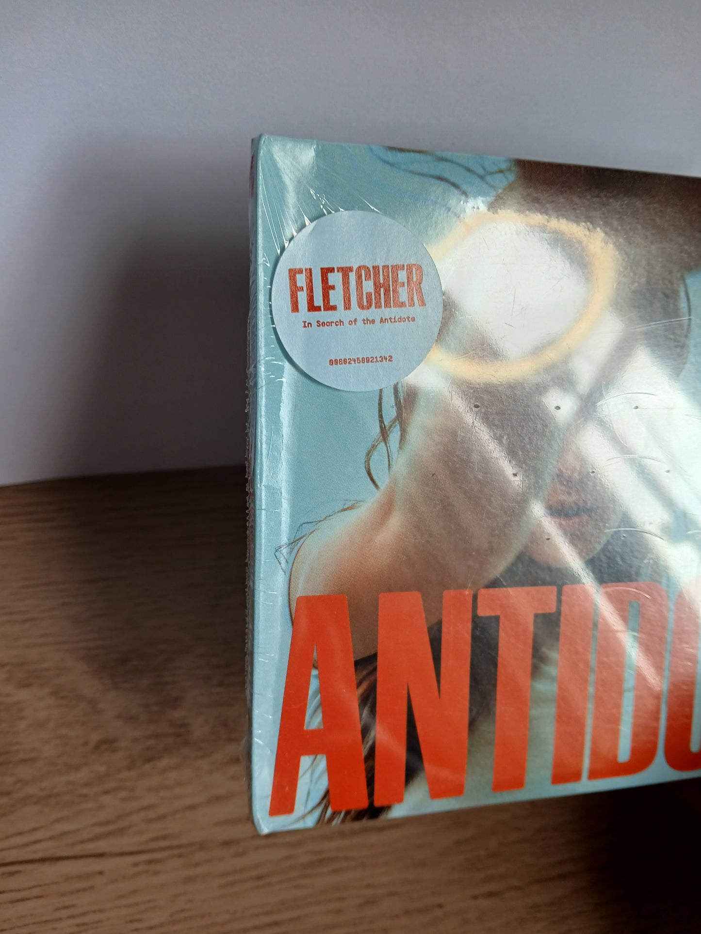 FLETCHER - In search of the antidote CD (Target exclusive) ver fotos
