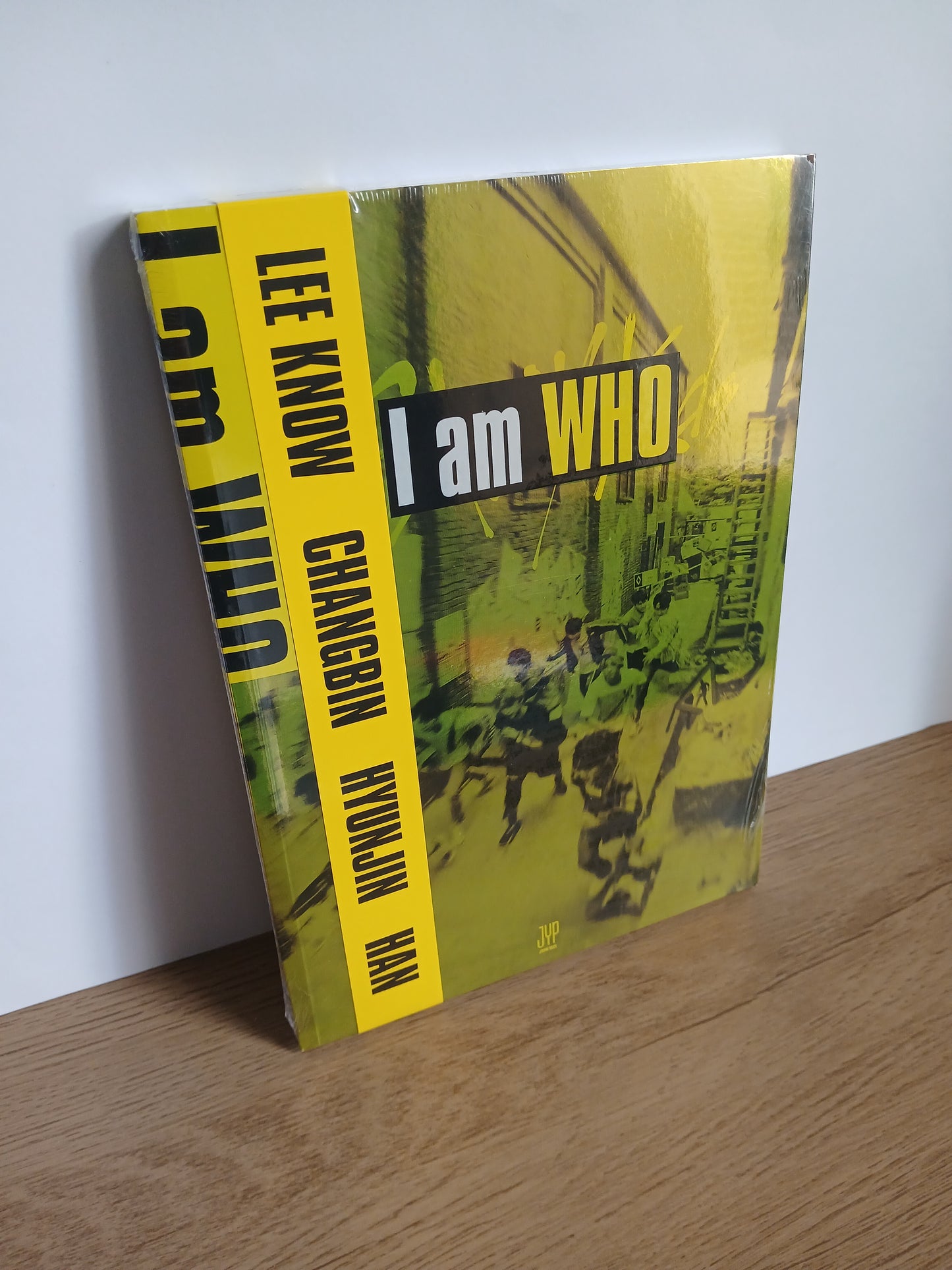 STRAY KIDS - I AM WHO (2nd mini album) WHO