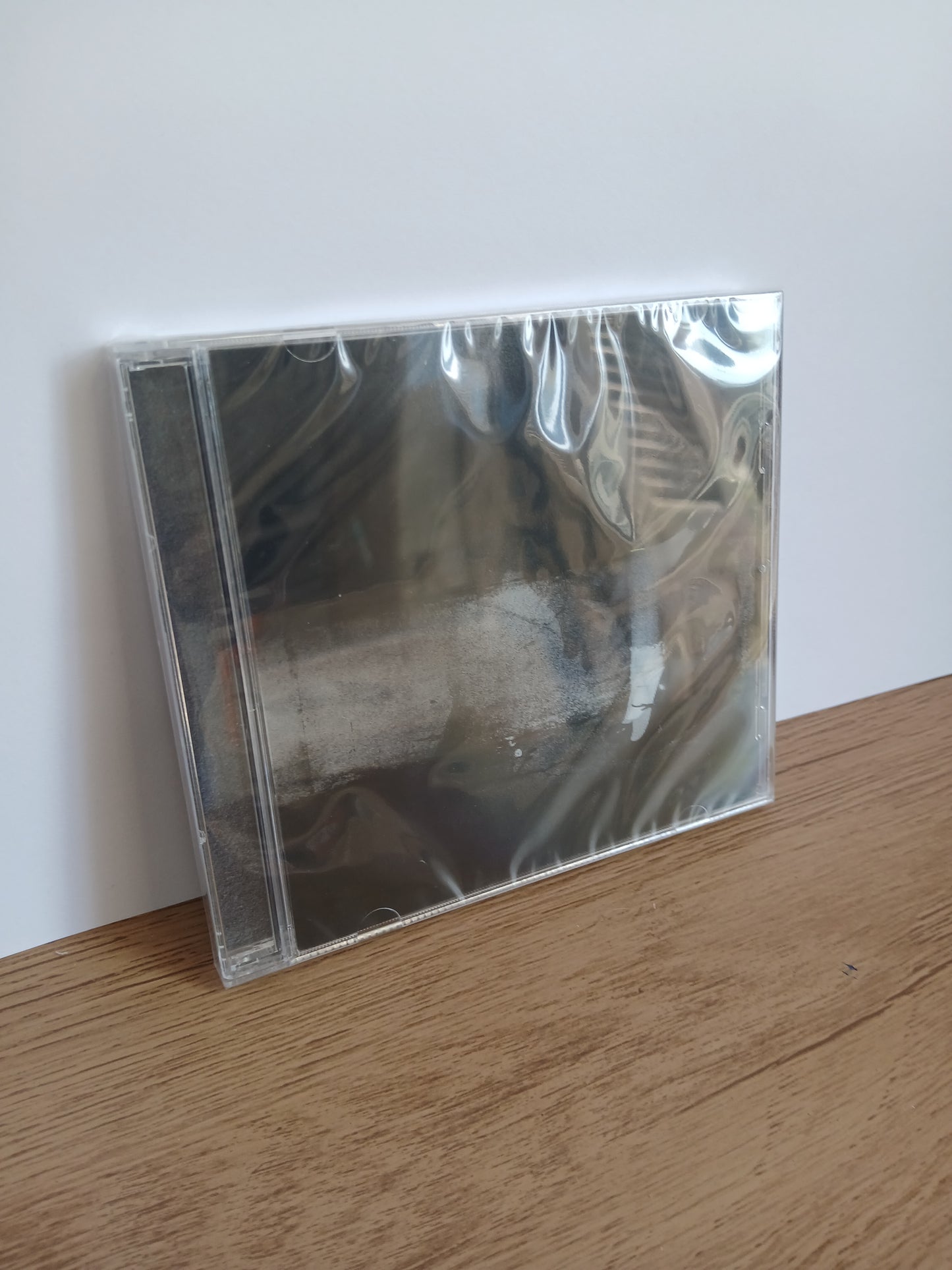 ARIANA GRANDE - Petal CD Limitado (Lenticular Cover)