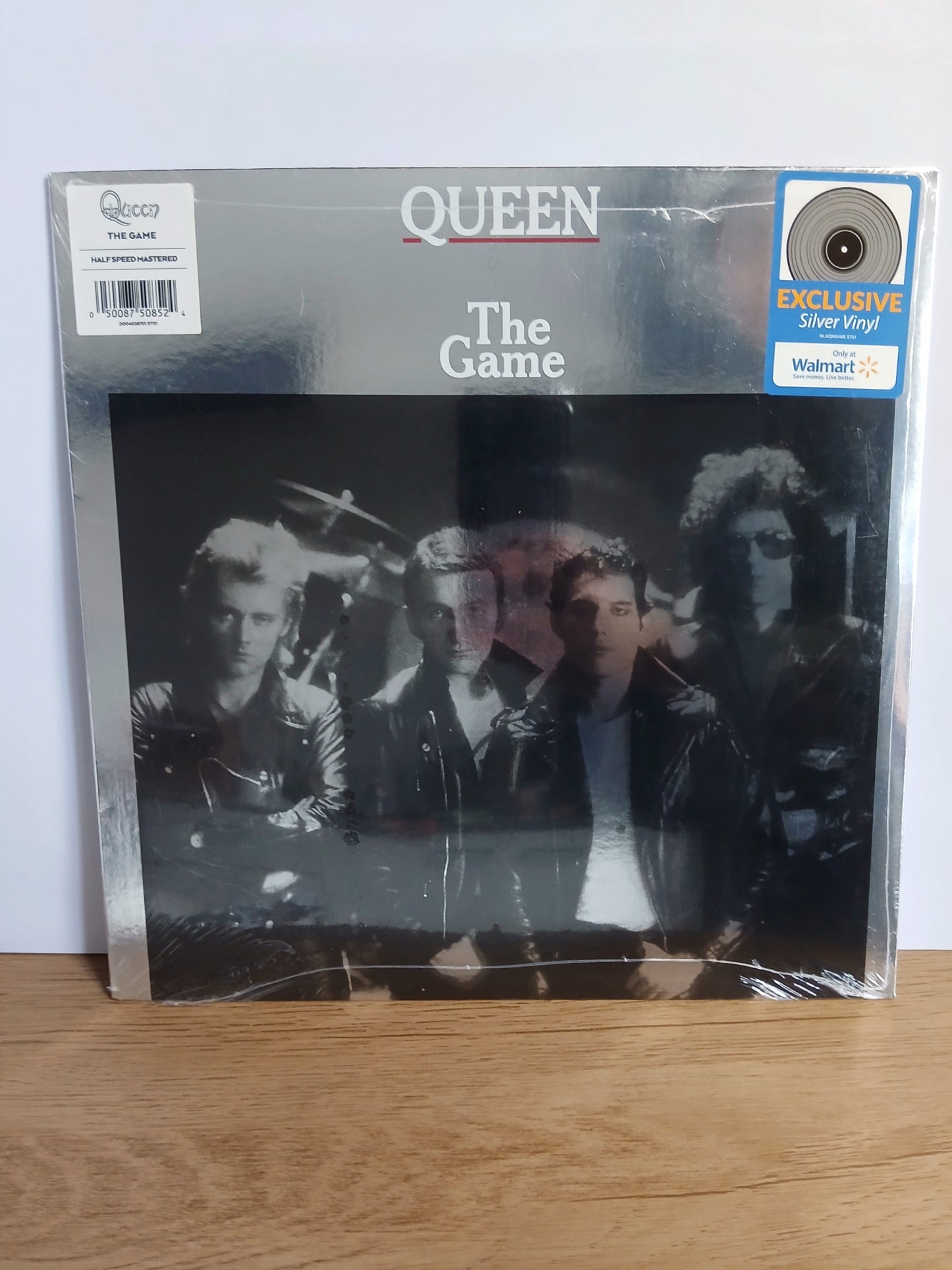 QUEEN - The game VINILO Walmart Exclusive