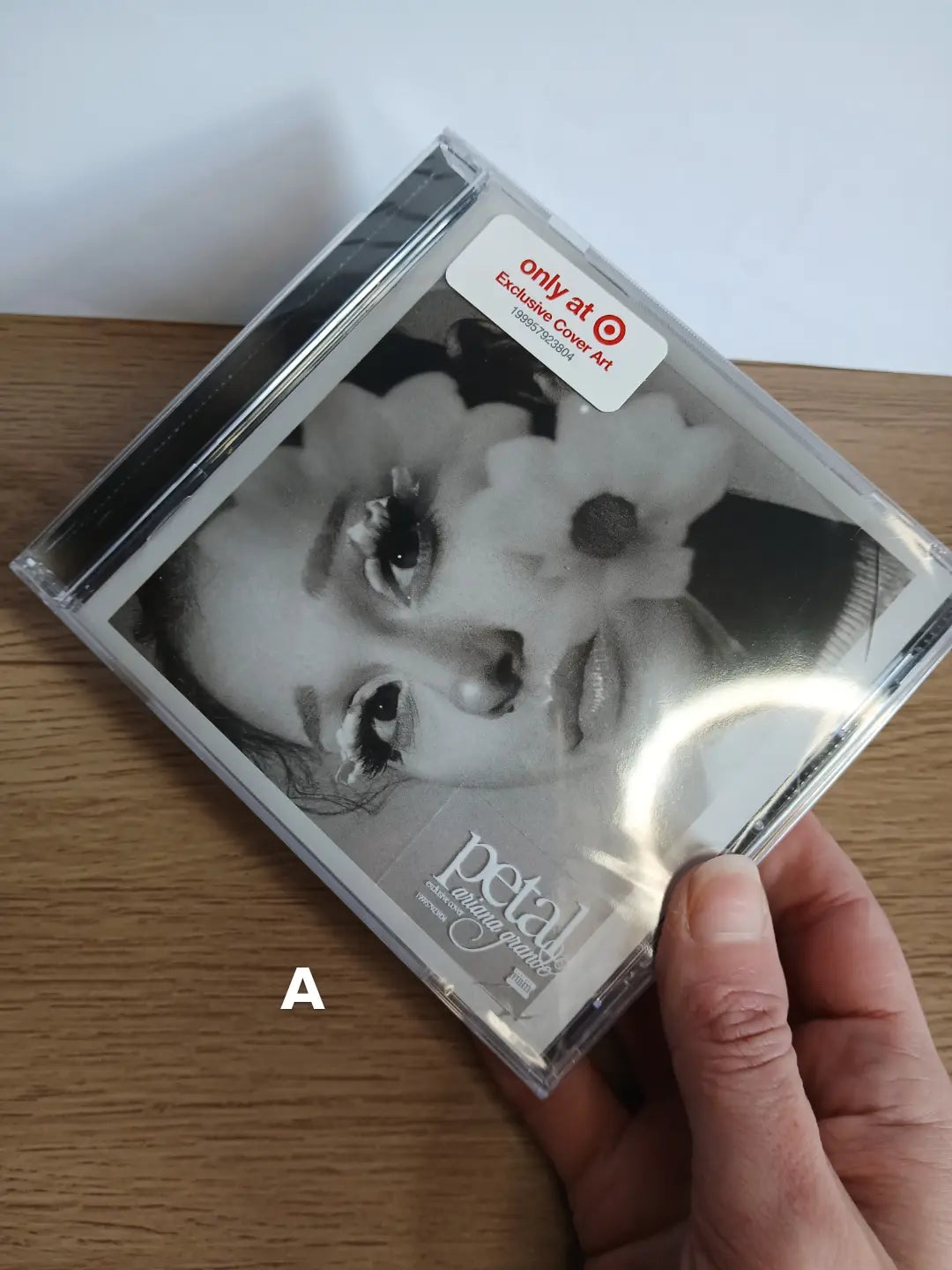 ARIANA GRANDE - Petal CD (Target Exclusive) (ver fotos)