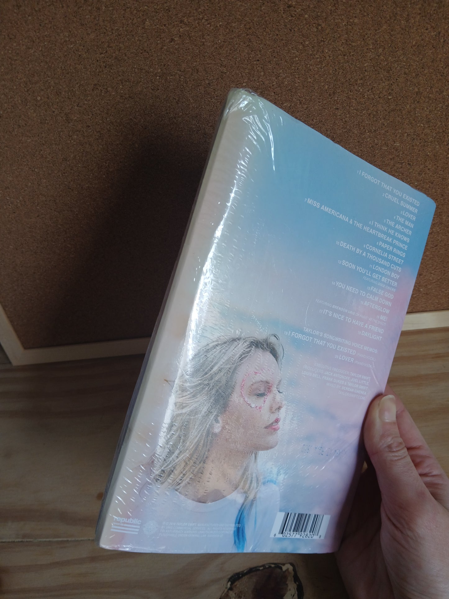 TAYLOR SWIFT - Lover CD Deluxe Edition ver fotos