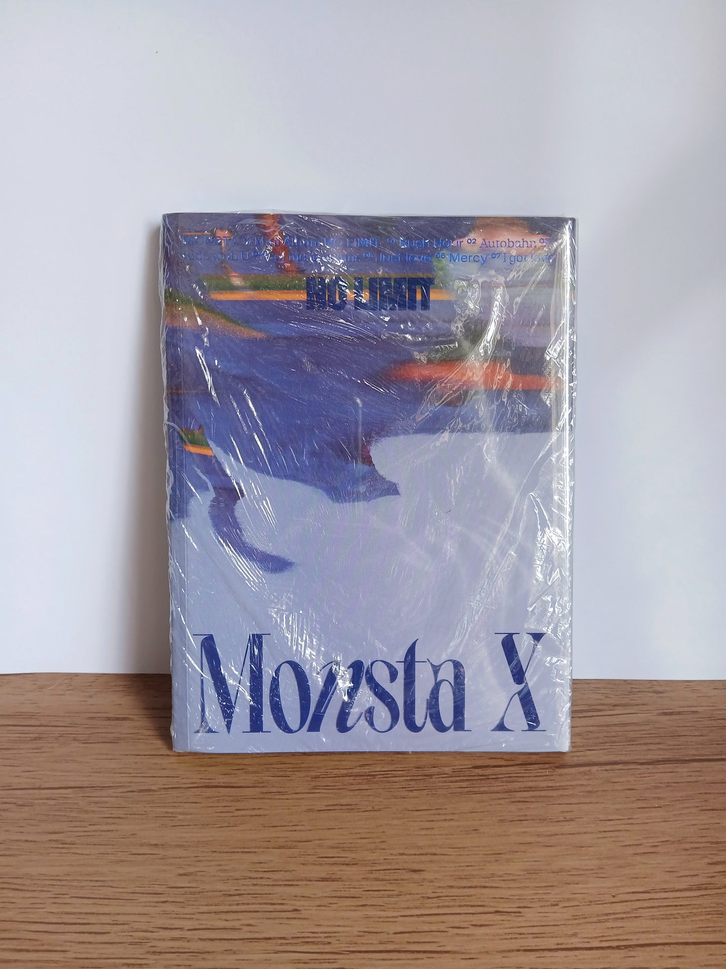MONSTA X - NO LIMIT (10th Mini Album) VER 1