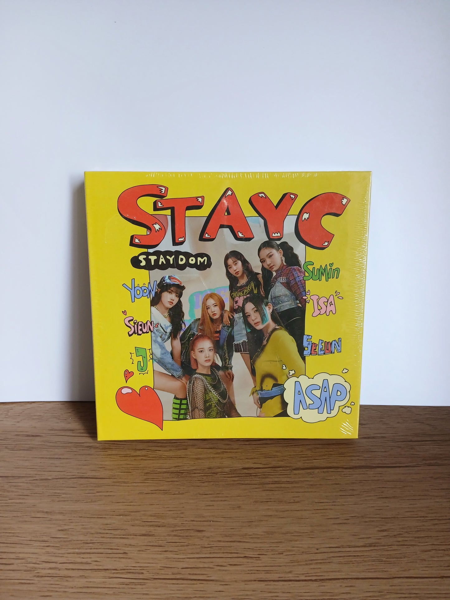 STAYC - Staydom (2nd single album)