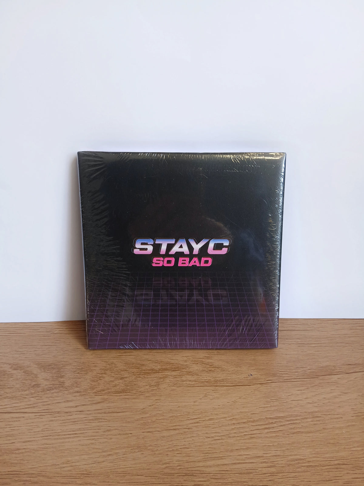 STAYC - Star to a young culture SO BAD (1st single album)