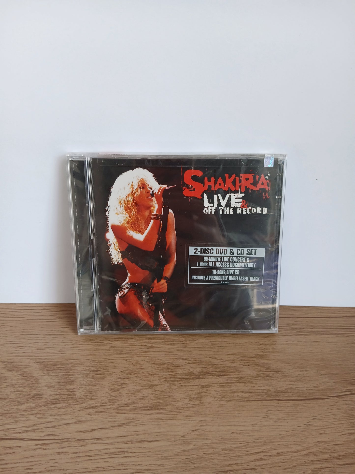 SHAKIRA - Live & Off The Record CD+DVD