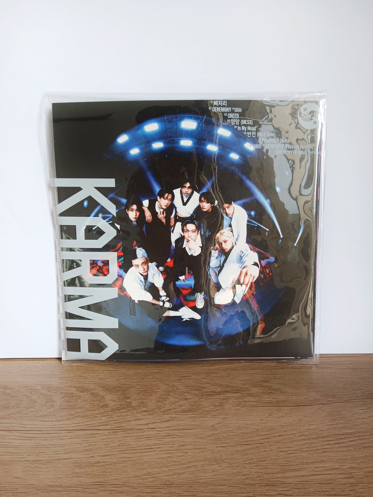 STRAY KIDS - KARMA (4th Album) LIMITED KARMA ver fotos