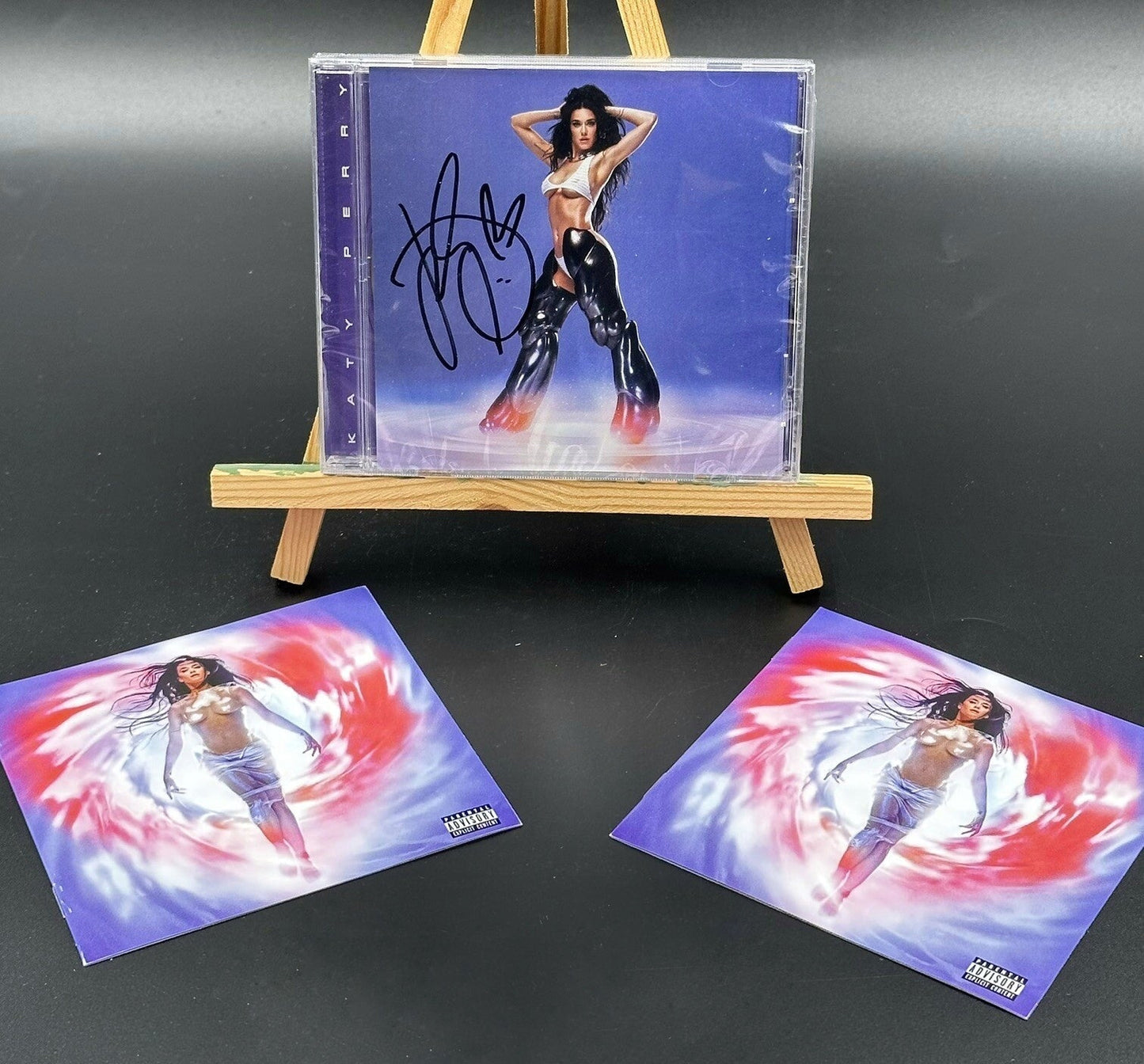 KATY PERRY - 143 CD AUTOGRAFIADO