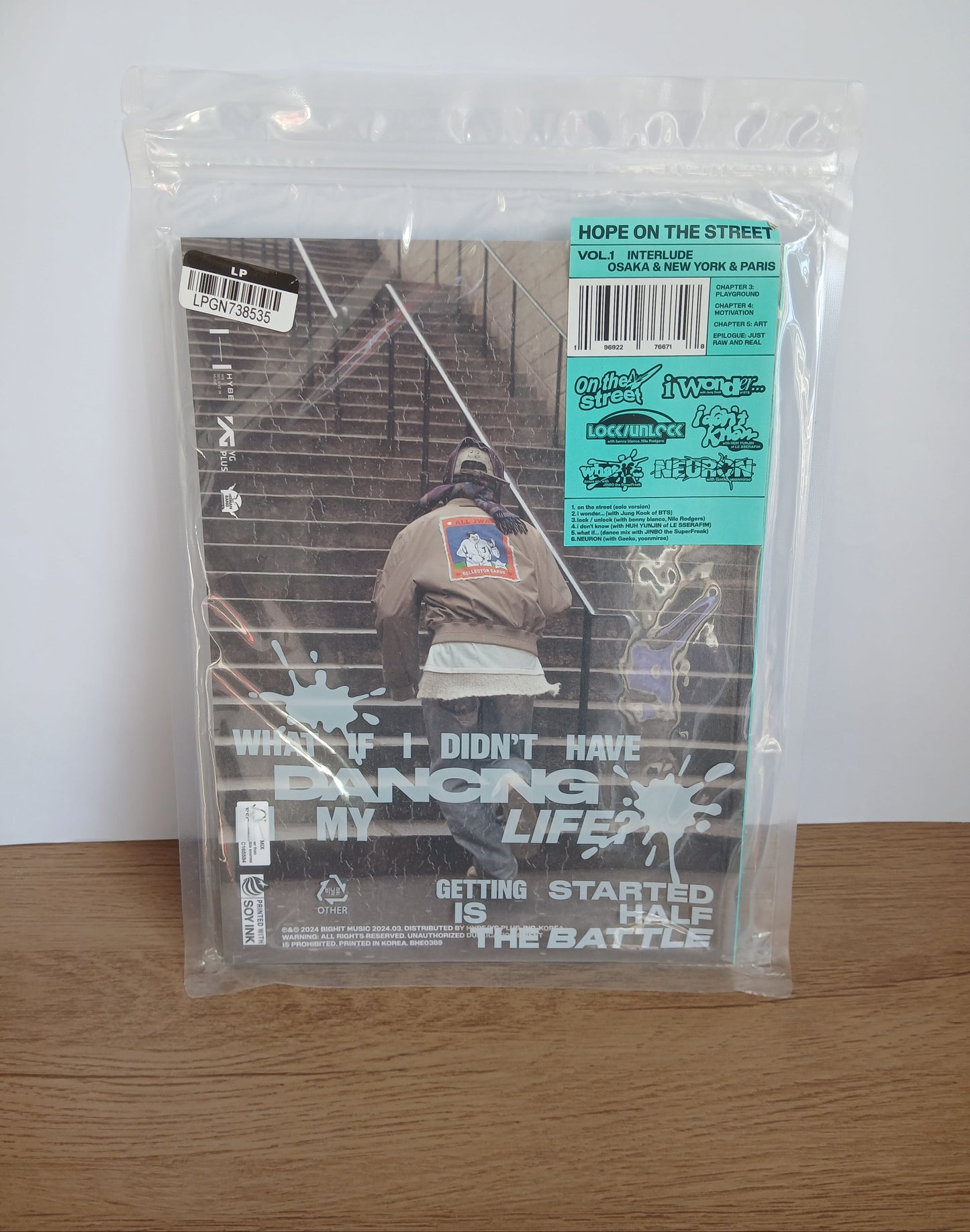J-HOPE (BTS) - HOPE ON THE STREET Target Exclusive (ver fotos)