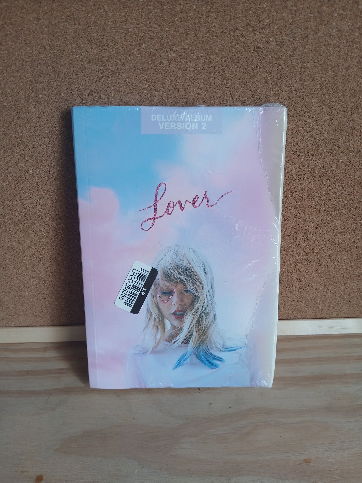 TAYLOR SWIFT - Lover CD Deluxe Edition ver fotos