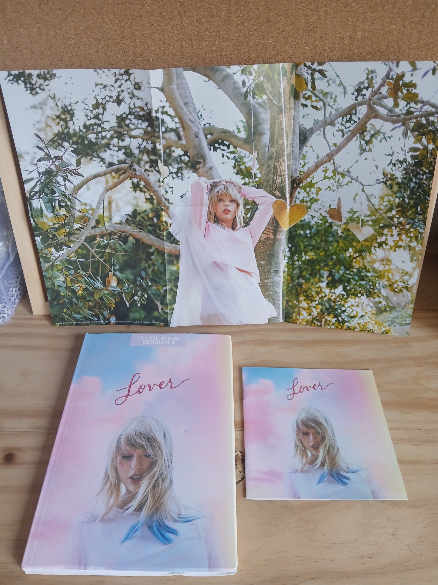 TAYLOR SWIFT - Lover CD Deluxe Edition ver fotos