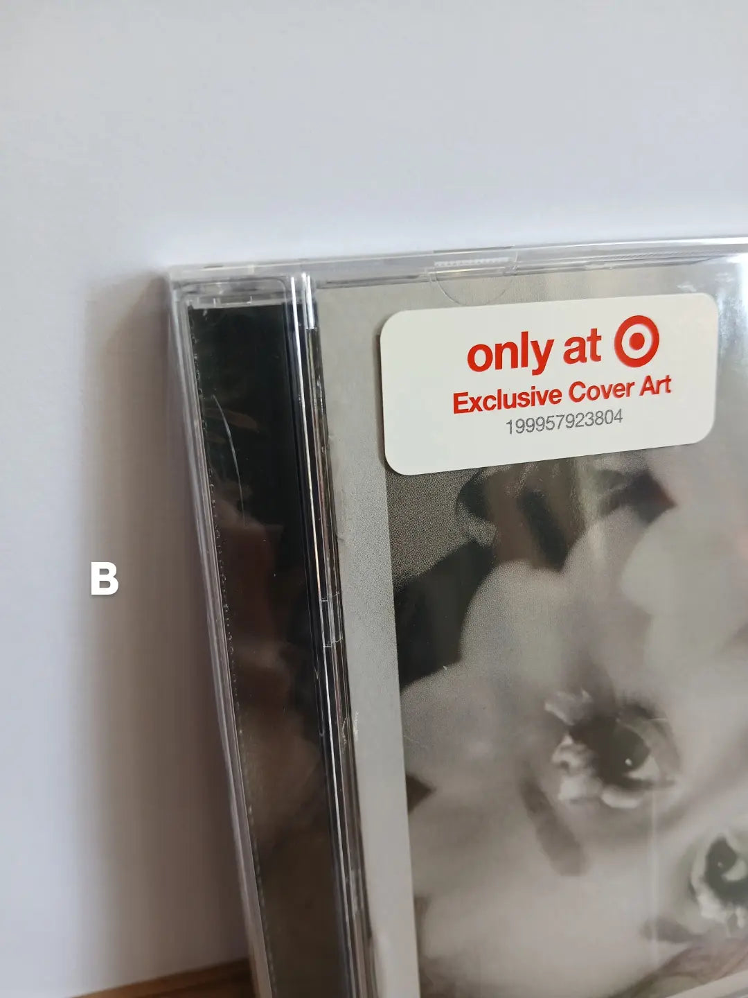 ARIANA GRANDE - Petal CD (Target Exclusive) (ver fotos)